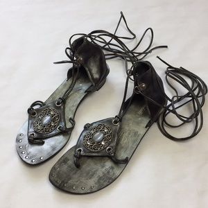 Breckelle’s Gladiator Metallic Strappy Sandals